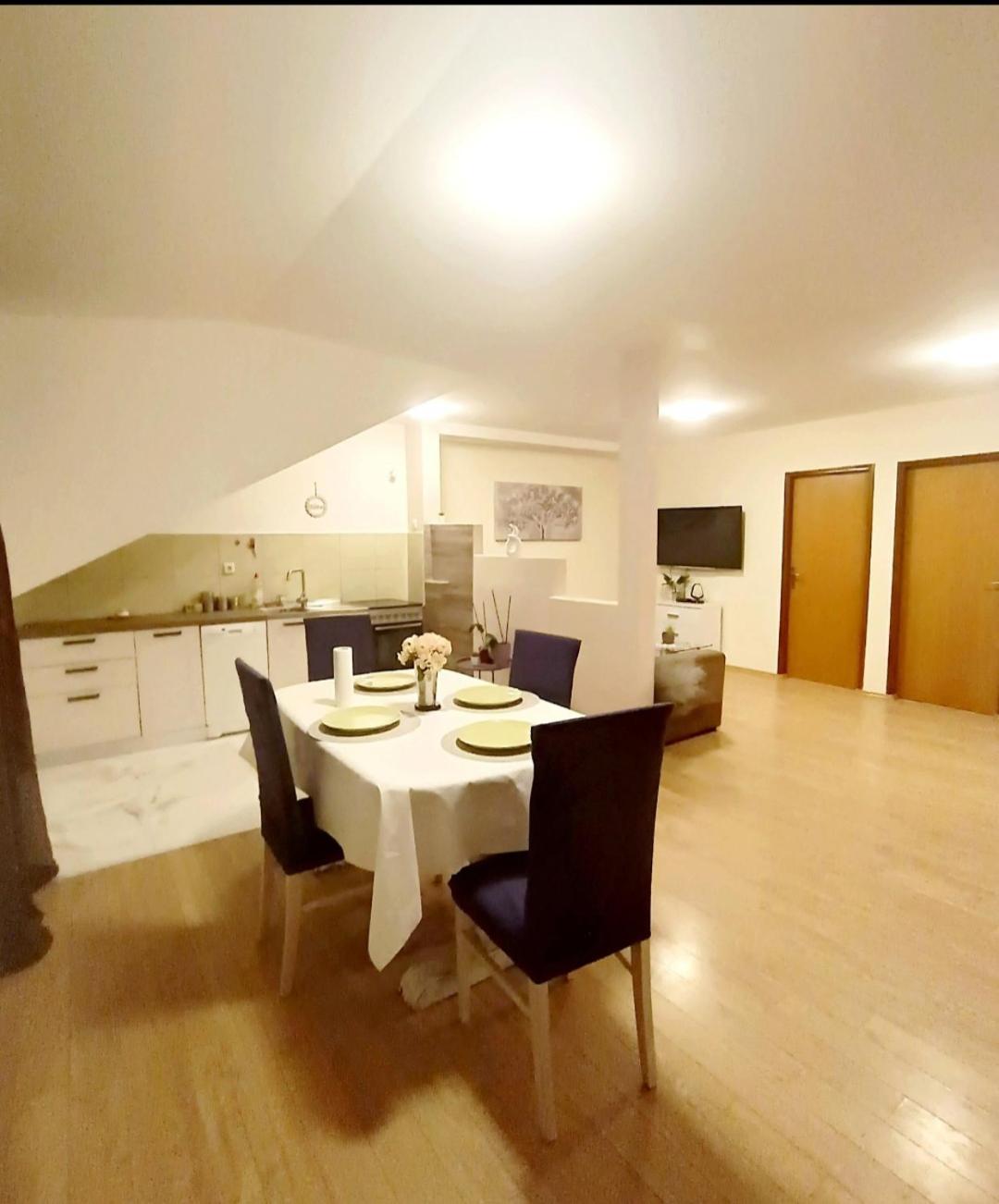 Apartman Petra Zabok Buitenkant foto